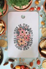 Serveringsbräda - This is the day that the Lord has made, en produkt från Nya Musik som utvecklar och engagerar människor i alla åldrar.