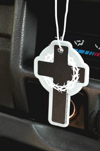 Doftgran: Kors, en produkt från Nya Musik som utvecklar och engagerar människor i alla åldrar.