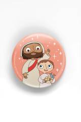 Knapp med pojke: Låt barnen komma till mig, en produkt från Nya Musik som utvecklar och engagerar människor i alla åldrar.