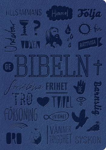 Bibel 2000 Konfirmandutgåva Blå, en produkt från Nya Musik som utvecklar och engagerar människor i alla åldrar.