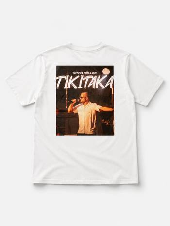 Tikitaka T-shirt - Vit, en produkt från Nya Musik som utvecklar och engagerar människor i alla åldrar.