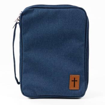 Bibelfodral - Medium - Slimline - Marinblå - Brunt kors, en produkt från Nya Musik som utvecklar och engagerar människor i alla åldrar.