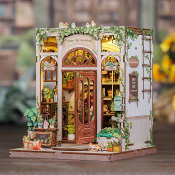 Miniatyrhus - Green Life Bookshop, en produkt från Nya Musik som utvecklar och engagerar människor i alla åldrar.