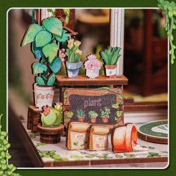 Miniatyrhus - Green Life Bookshop, en produkt från Nya Musik som utvecklar och engagerar människor i alla åldrar.