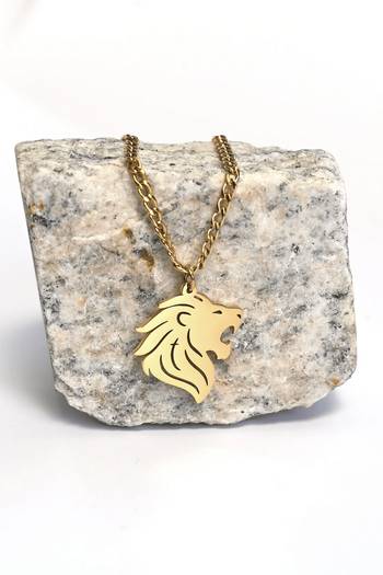 Halssmycke - Lion, en produkt från Nya Musik som utvecklar och engagerar människor i alla åldrar.