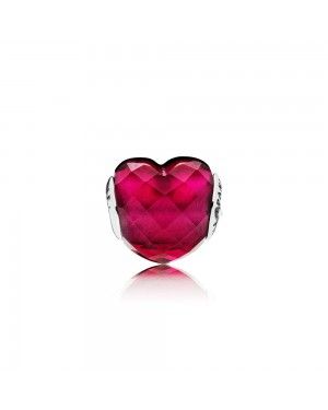 Pandora Essence Love Charm 796600NFR