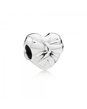 Pandora Brilliant Heart Bow Charm 797303