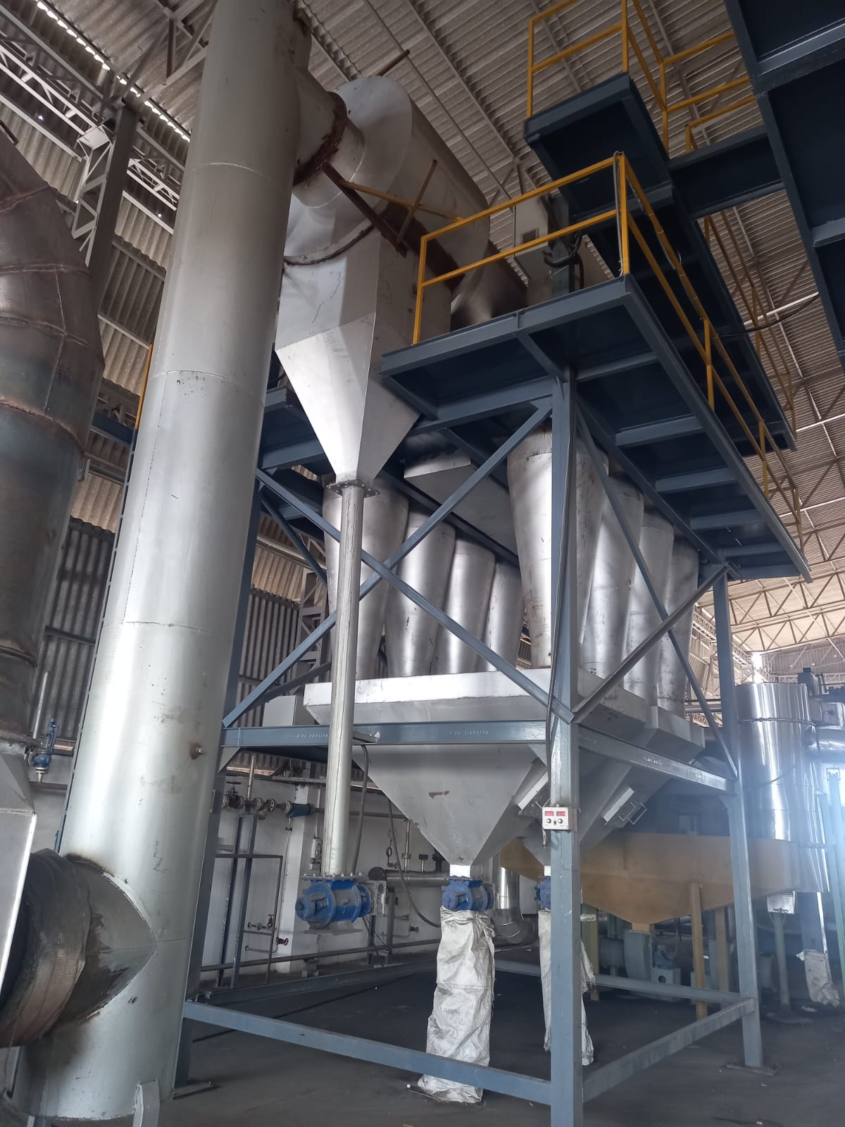 <p><span style="font-size: 14px;">Emission Control Solutions</span></p>