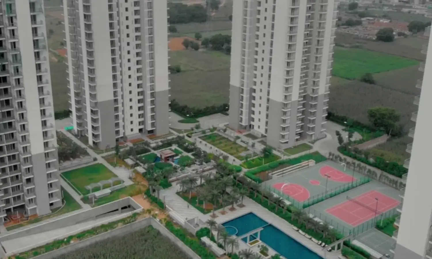 DLF The Ultima Sector 79 Gurgaon - Elevation