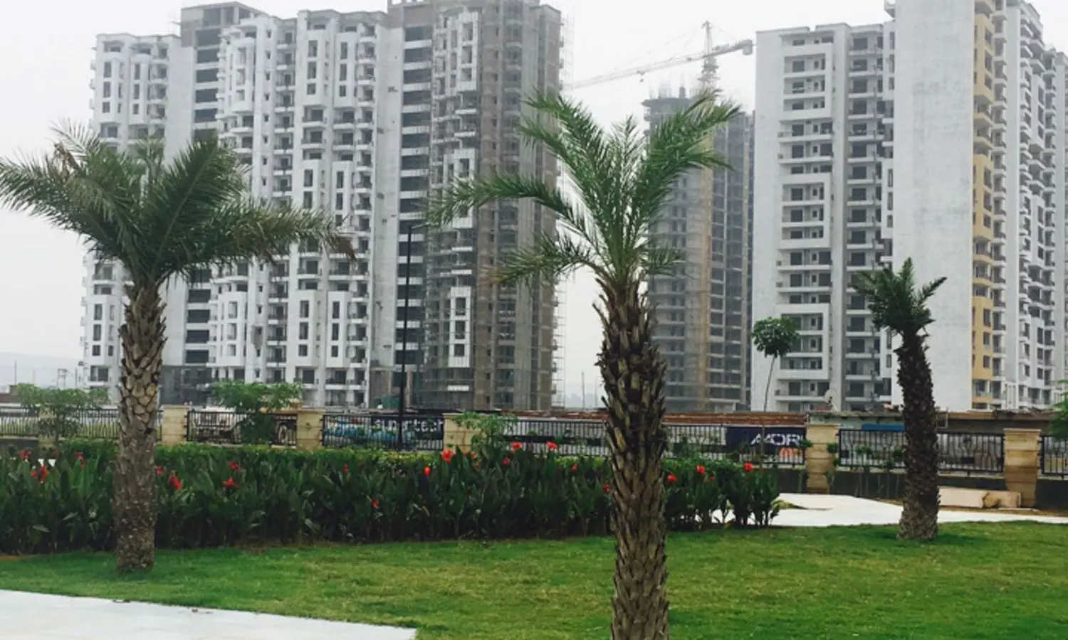 Supertech Aadri Sector 78 Gurgaon - Elevation 2