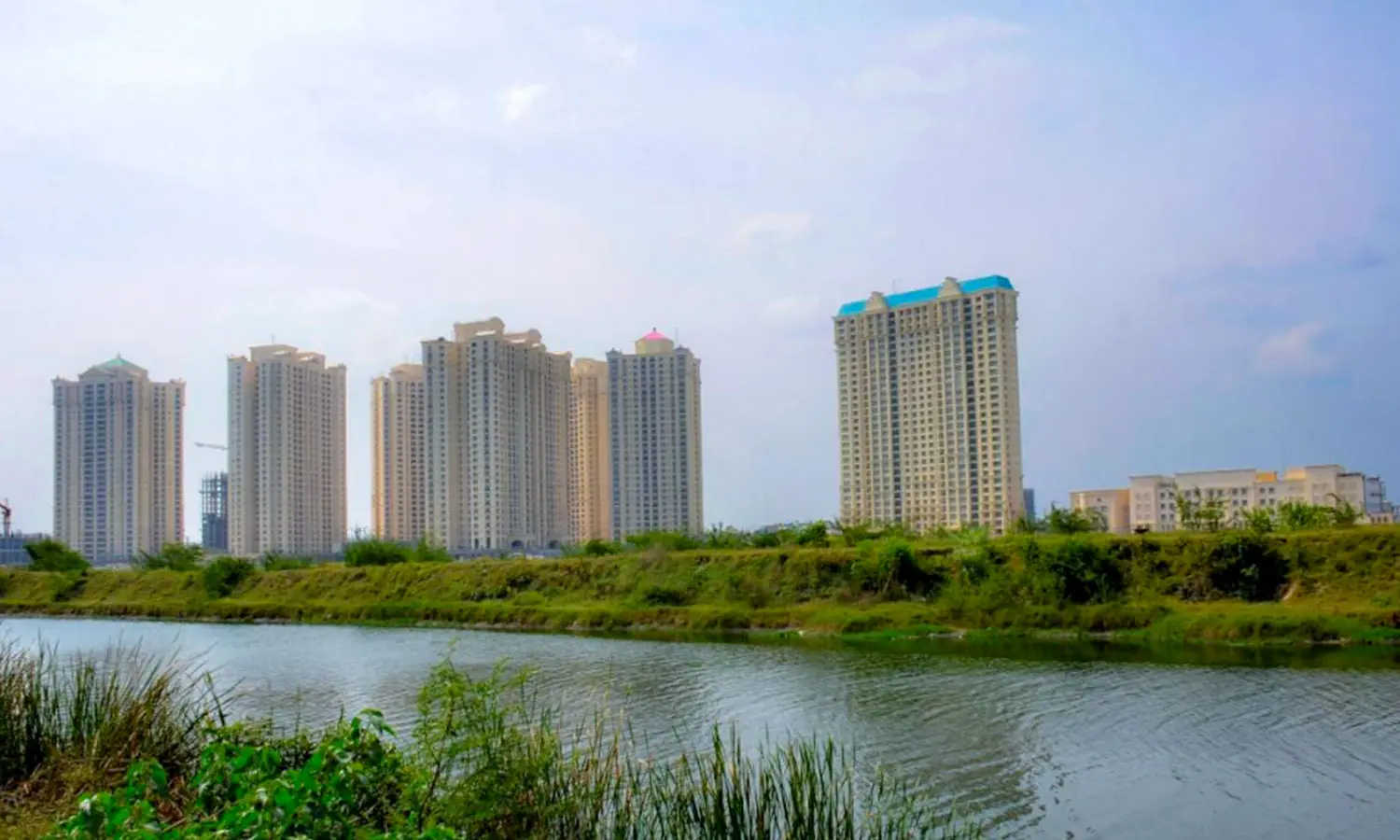 Hiranandani Birchwood Egattur - Elevation 3