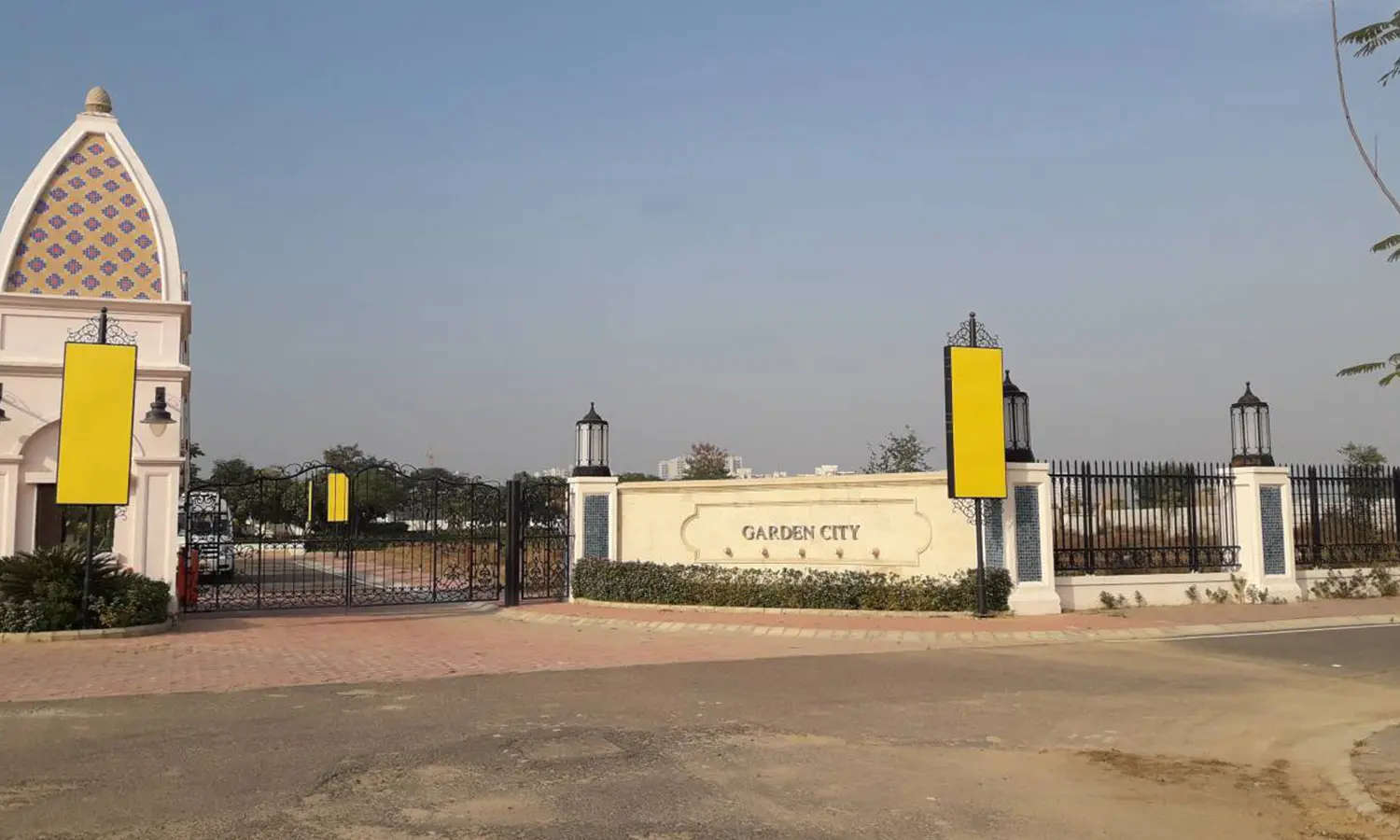 DLF Garden City