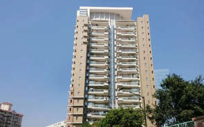 DLF Royalton Towers Sector 53 Gurgaon
