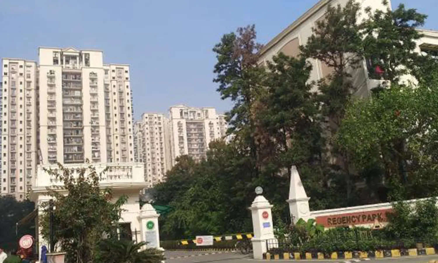 DLF Regency Park