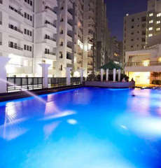 puravankara-swanlake