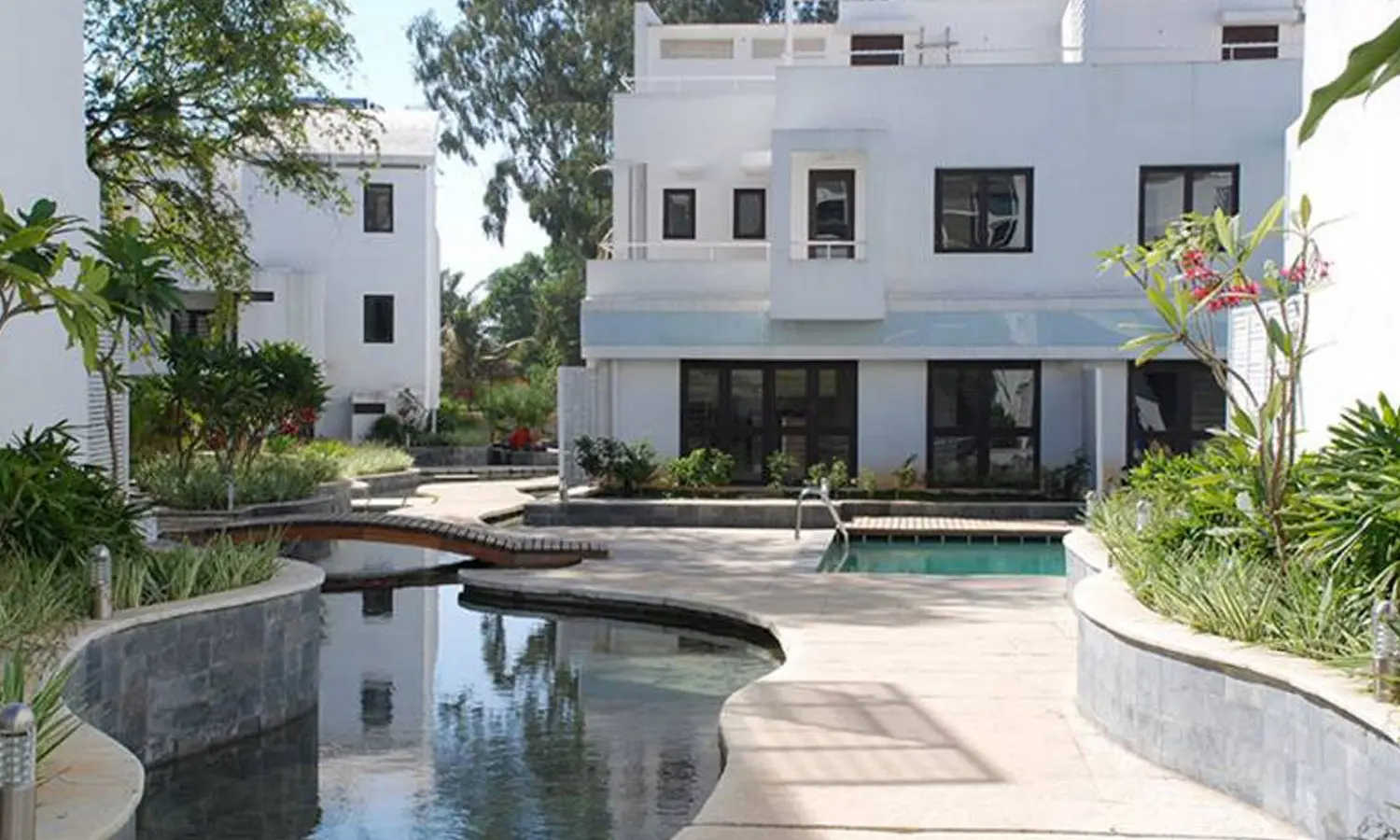 Rohan Ashima Villa Brookefield - Project Entrance View