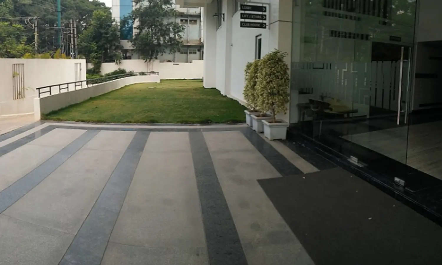 Project Entrance View