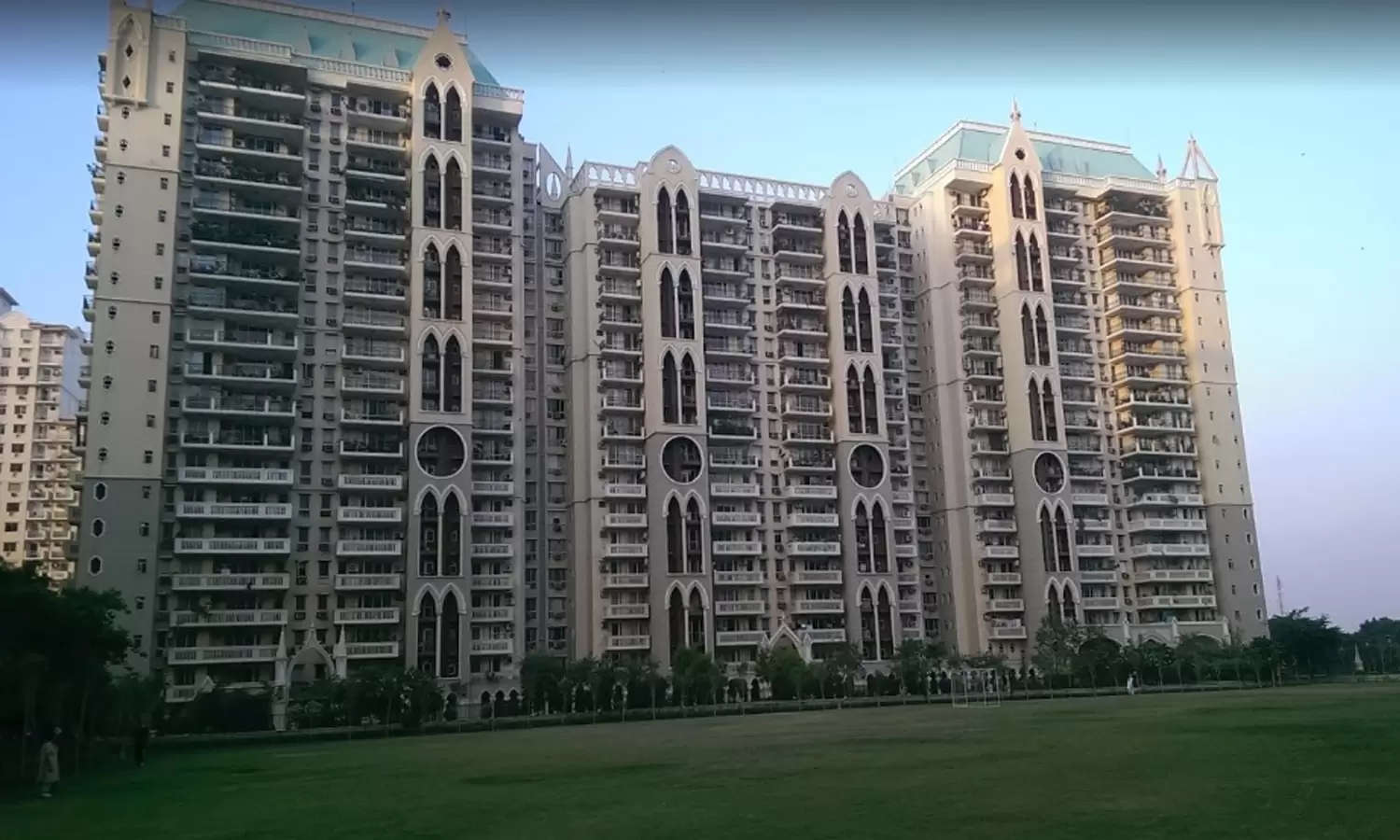 DLF Westend Heights