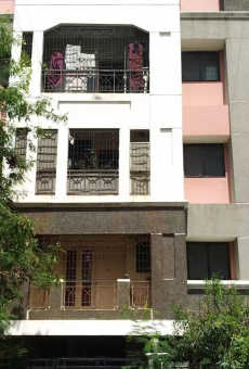Appaswamy Roshini Apartment