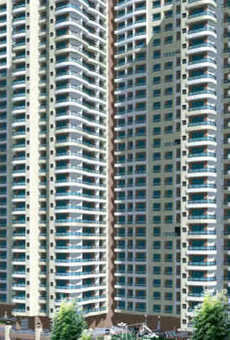 Metropolis Residences