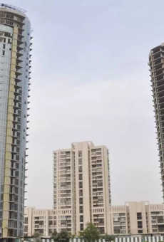 Jaypee Greens Sun Court