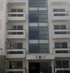 prestige-silver crest