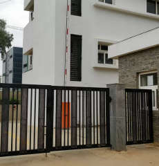 prestige-silver crest