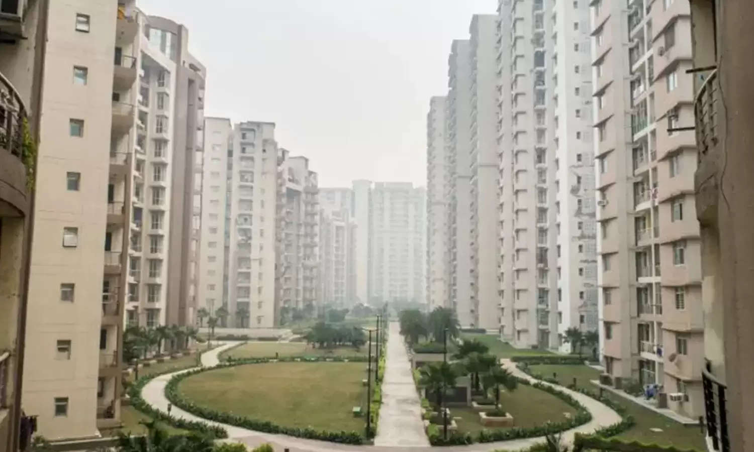 Supertech Czar Suites