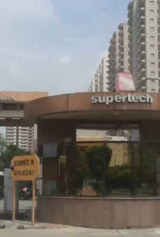 Supertech Czar Suites