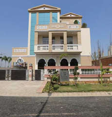 supertech-up country apartments