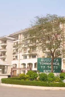 Jaypee Augusta Town Home