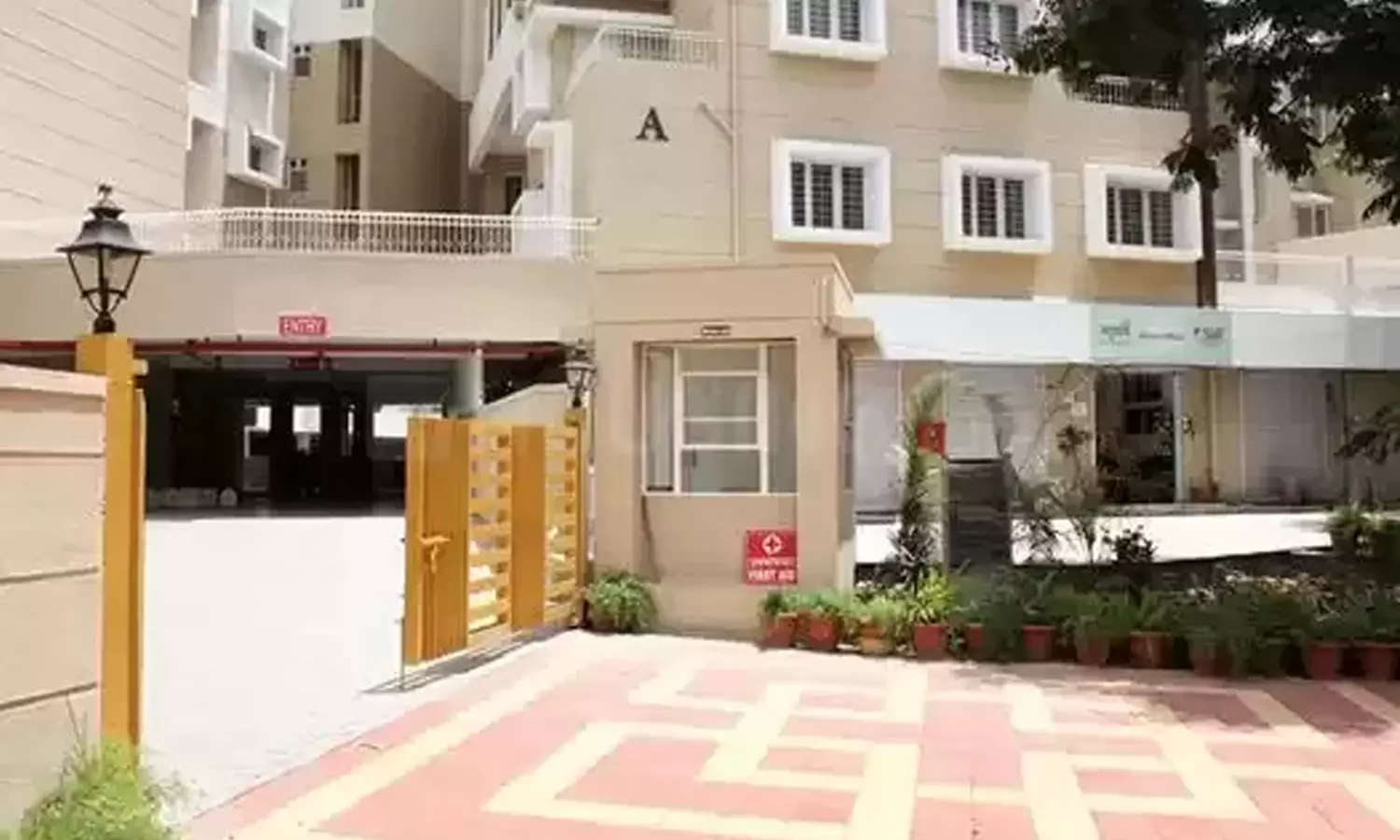 Project Entrance View