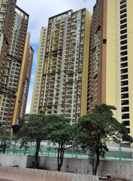 amanora-adreno towers