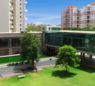 Mahindra Antheia