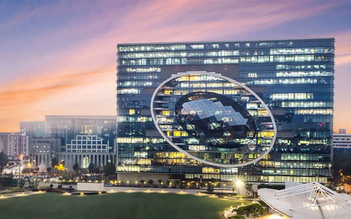 Wadhwa The Capital Bandra