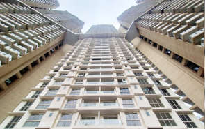 L & T Crescent Bay Parel