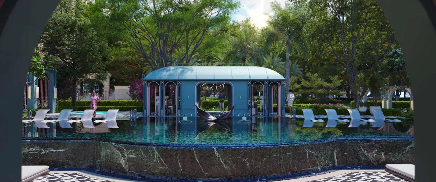 Swimming pool