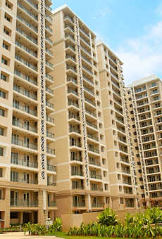 DLF Commanders Court