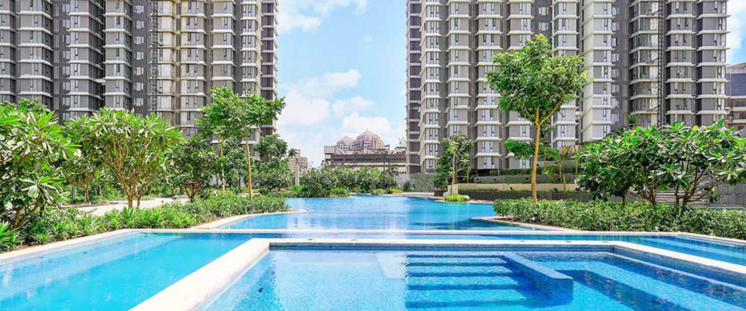 Lodha Commercial Worli - Swimming Pool