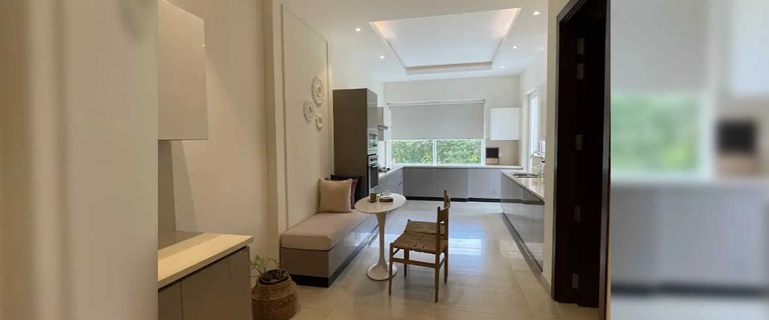 ATS Pristine Golf Villas Sector 150 - Living Room