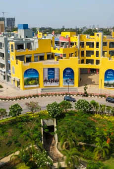 R Galleria