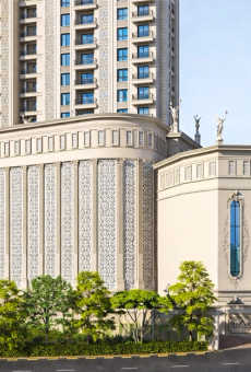 Tharwani Vedant Empire