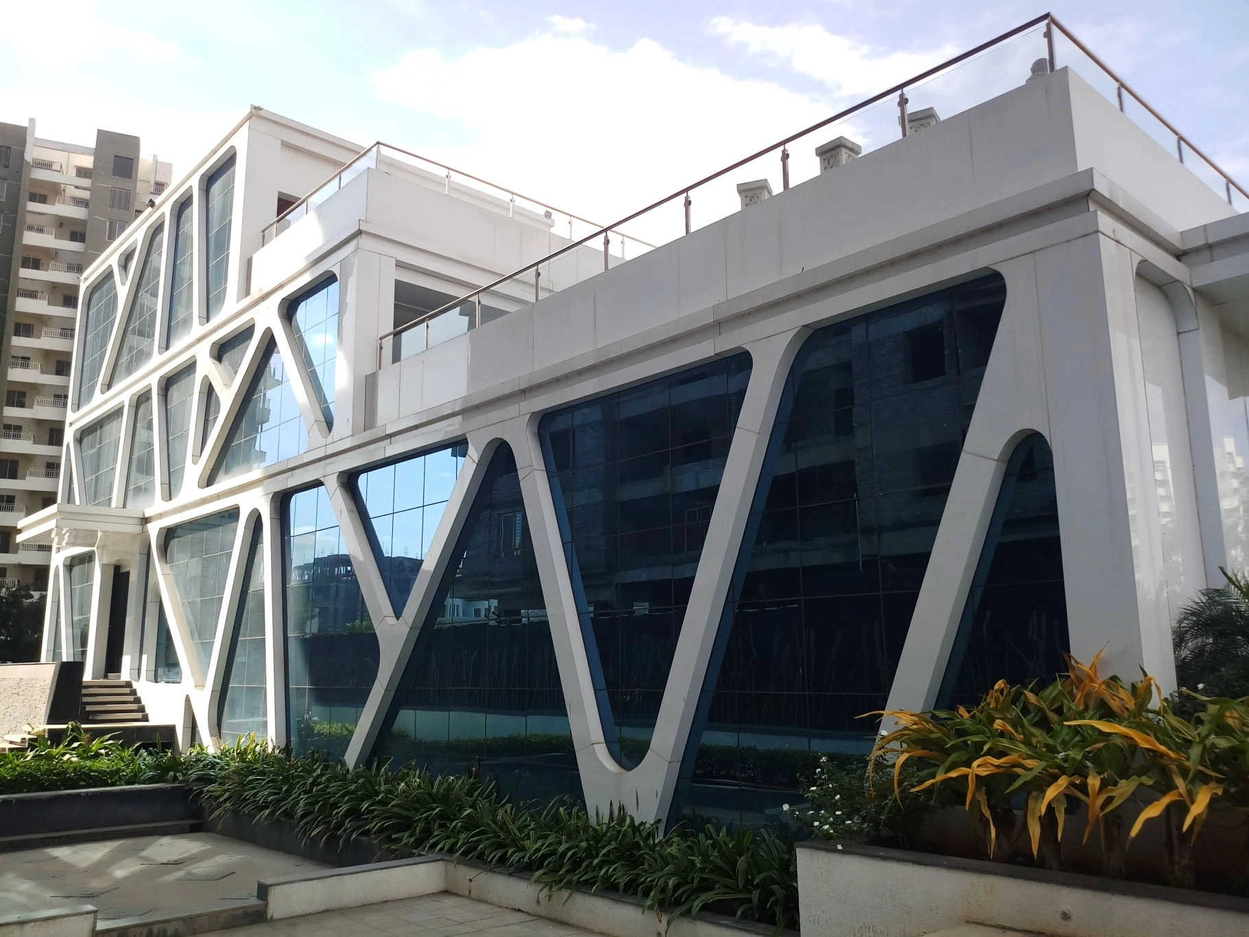 Majestique 38 Park Undri - Club House 2