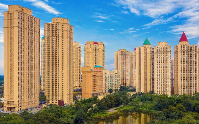 Hiranandani Solitaire Ghodbunder Road