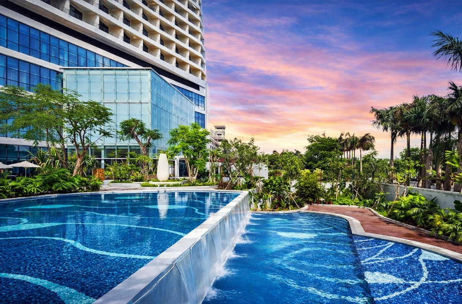 Tharwani Stella Dombivali - Swimming Pool