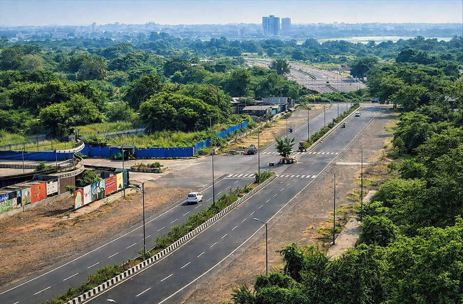 Raunak Golden Ticket Kalyan - Project Front View 2