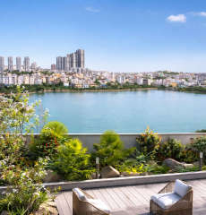 prestige-vaishnaoi rainbow waters