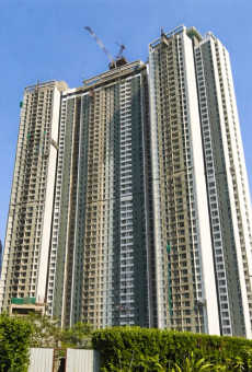 Rustomjee Urbania
