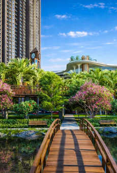 Raymond Realty Oasis