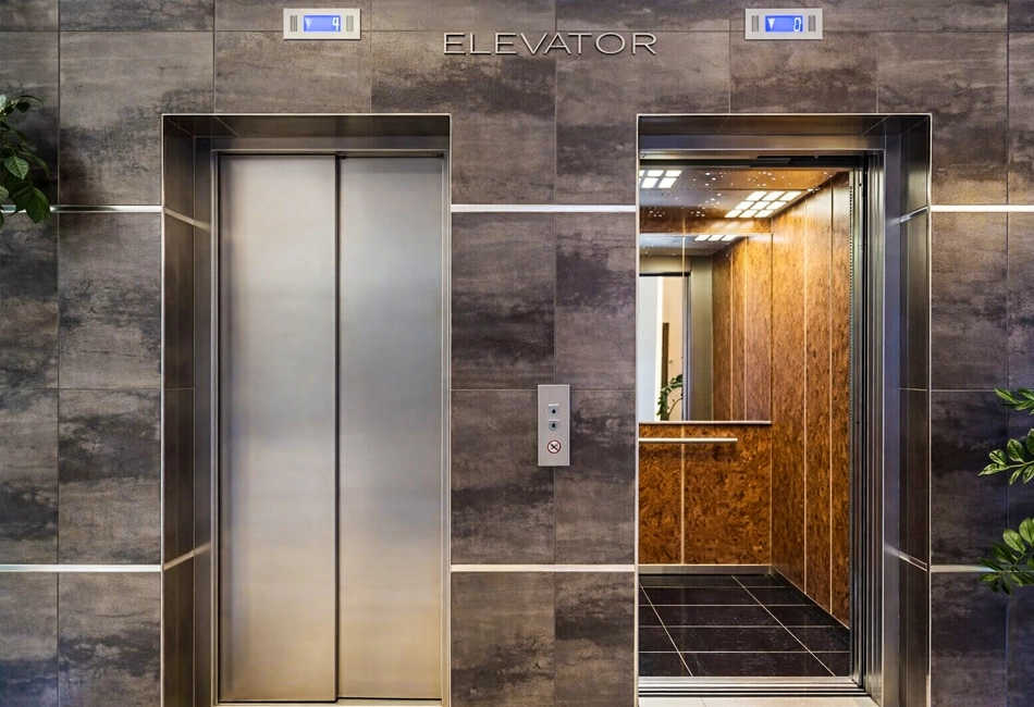 Ekta Oracle Business Hub Wagle Estate - Lift